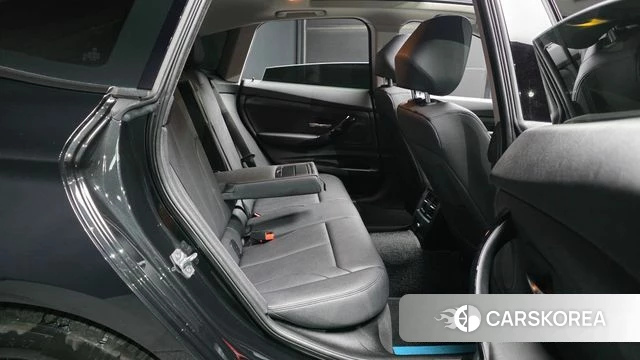 BMW 3 Series GT (F34) 2020 Черный из Кореи, фото 2