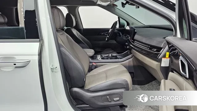 Kia The New Carnival 4th Generation 2025 Белый из Кореи, фото 2