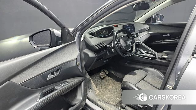 Peugeot 3008 second generation 2018 Серый из Кореи, фото 2