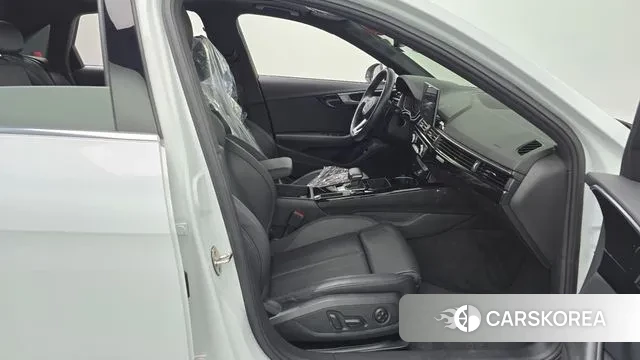 Audi A4 (B9) 2021 Белый из Кореи, фото 2