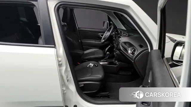 Jeep Renegade 2022 Белый из Кореи, фото 2