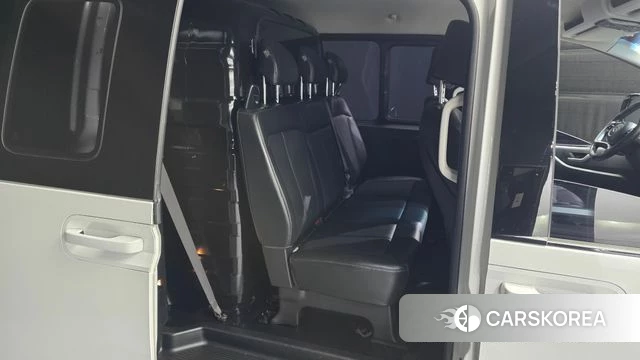 Hyundai Staria 2021 Белый из Кореи, фото 2