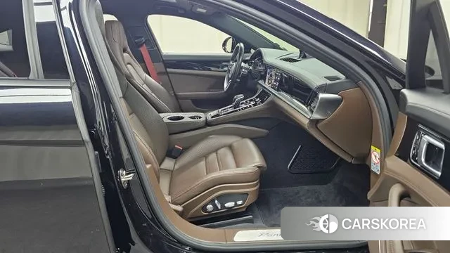 Porsche Panamera (971) 2018 Черный из Кореи, фото 2