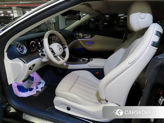 Mercedes-Benz E-Class W213 2022 Черный из Кореи, фото 2