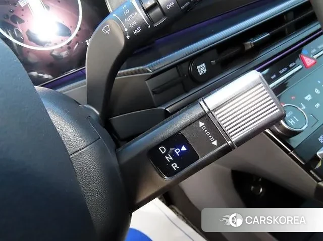 Hyundai Santa Fe (MX5) 2024 Белый из Кореи, фото 2