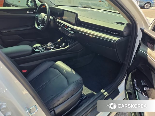 Kia The New K5 3rd generation 2024 Белый из Кореи, фото 2