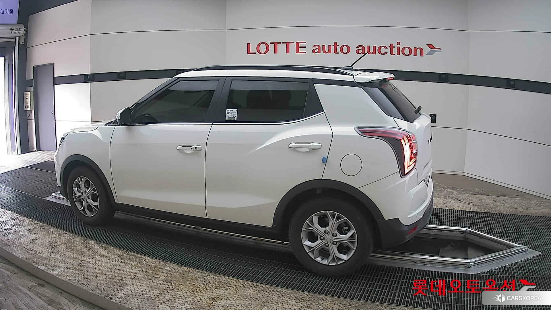 SsangYong Tivoli 2025 Grand White из Кореи, фото 2