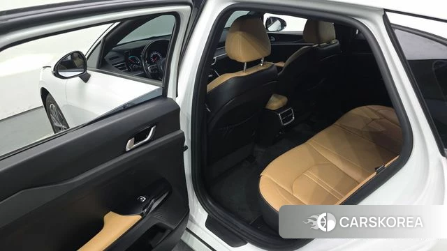 Kia K5 Hybrid 3rd Generation 2022 Белый из Кореи, фото 2