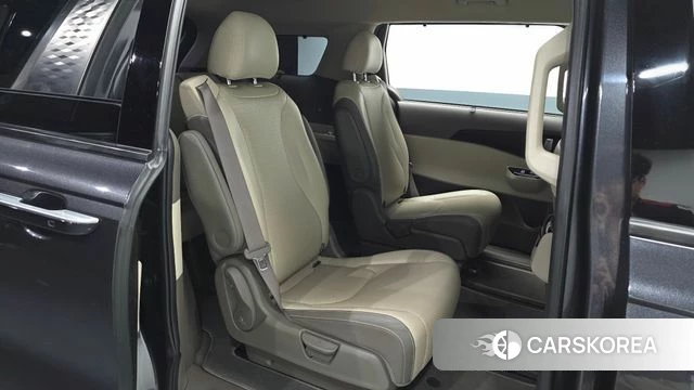 Kia Carnival 4th generation 2022 Серый из Кореи, фото 2