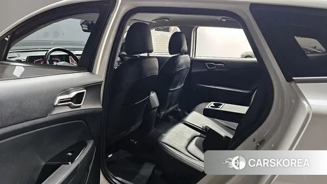 Kia Sportage 5th Generation 2022 Белый из Кореи, фото 2