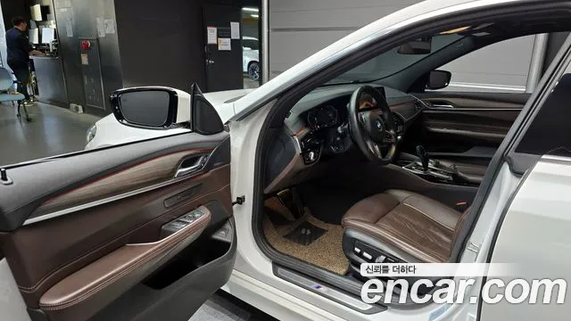 BMW 6 Series GT (G32) 2020 Белый из Кореи, фото 2