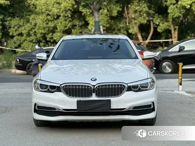 BMW 5 series 2019 Белый из Китая, фото 2