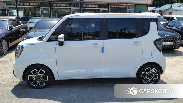 Kia The New Kia Ray 2023 Белый из Кореи, фото 2