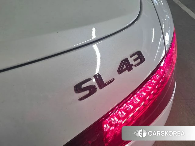 Mercedes-Benz SL-Class R232 2025 Белый из Кореи, фото 2