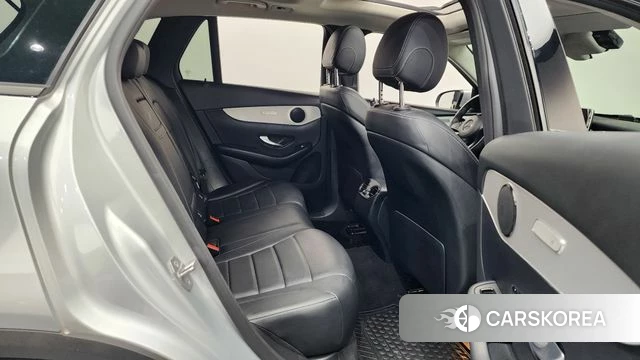 Mercedes-Benz GLC-Class X253 2018 Серебряный из Кореи, фото 2