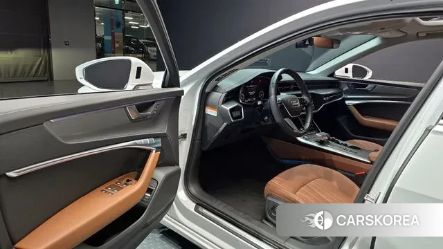 Audi A6 (C8) 2023 Белый из Кореи, фото 2