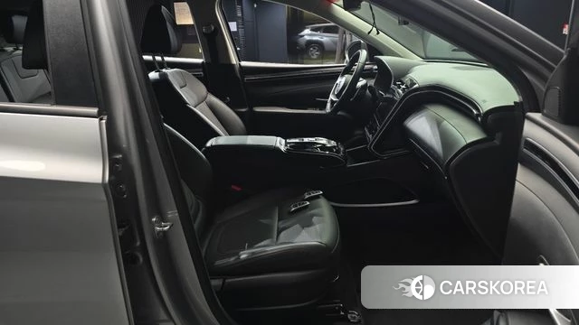 Hyundai Tucson (NX4) 2022 Серебряный из Кореи, фото 2