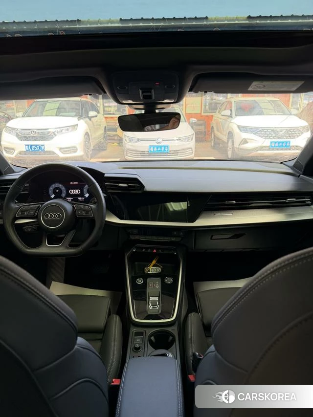 Audi A3 2023 Зеленый из Китая, фото 2
