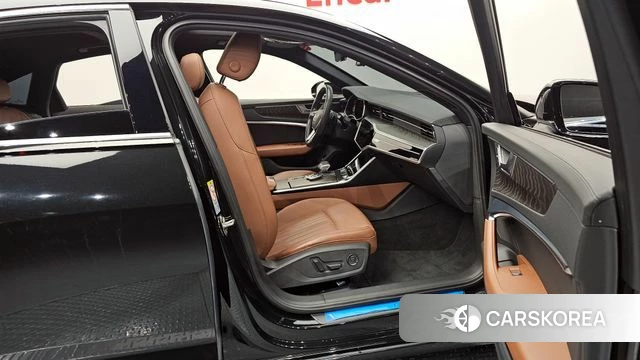 Audi A6 (C8) 2021 Черный из Кореи, фото 2