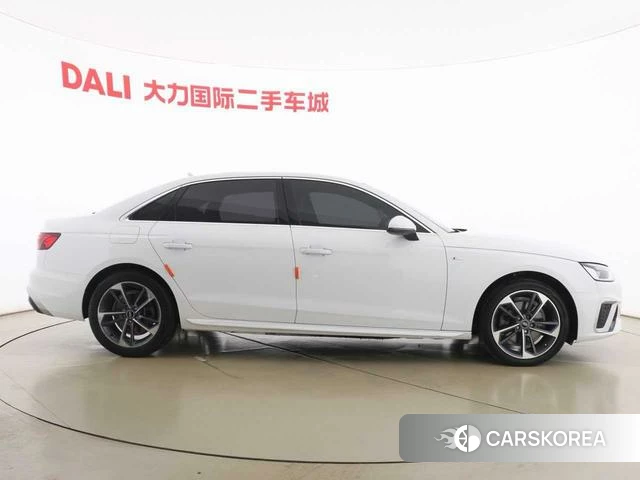 Audi A4L 2023 Белый из Китая, фото 2