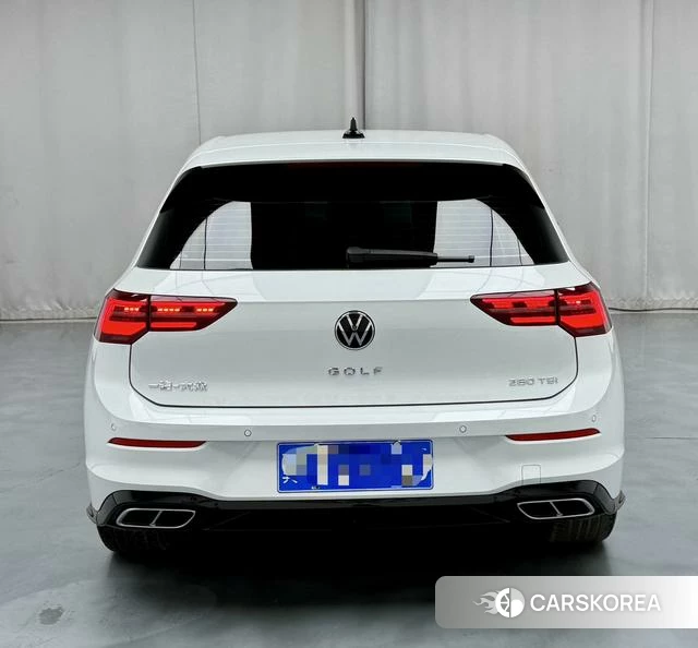 Volkswagen Golf 2022 Белый из Китая, фото 2
