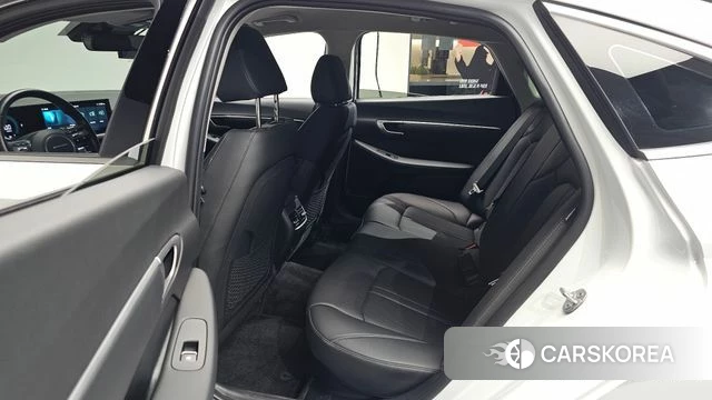 Hyundai Sonata D Edge Hybrid (DN8) 2023 Белый из Кореи, фото 2