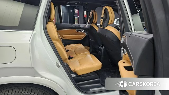 Volvo XC90 second Generation 2024 Белый из Кореи, фото 2