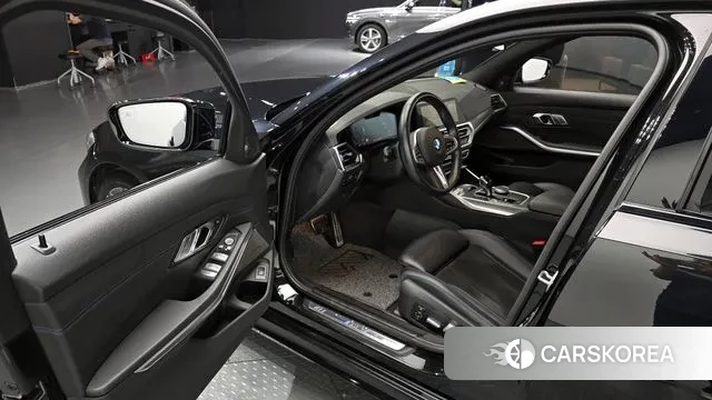BMW 3 Series (G20) 2021 Черный из Кореи, фото 2