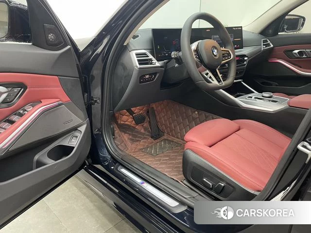 BMW 3 series 2026 Черный из Китая, фото 2