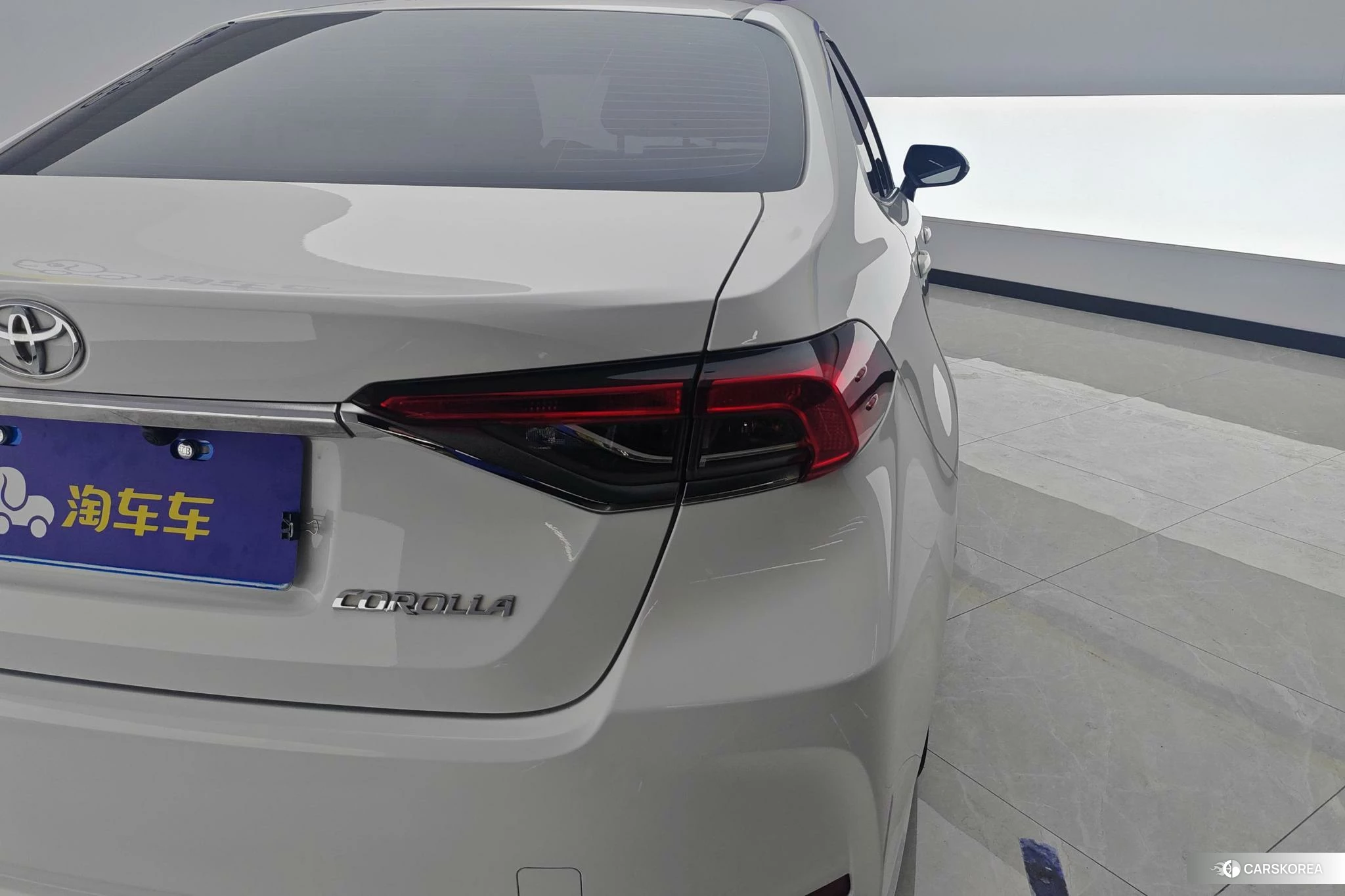 Toyota Corolla 2021 Белый из Китая, фото 2