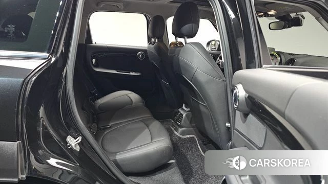 Mini Cooper Countryman 2023 Черный из Кореи, фото 2