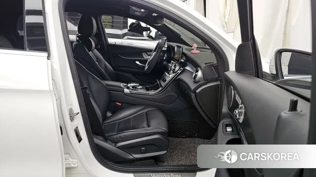 Mercedes-Benz GLC-Class X253 2019 Белый из Кореи, фото 2