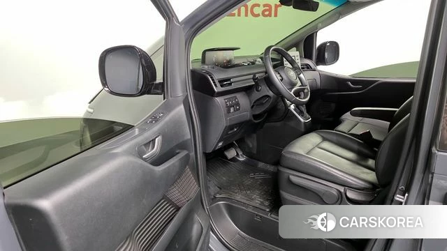 Hyundai Staria 2025 Серый из Кореи, фото 2