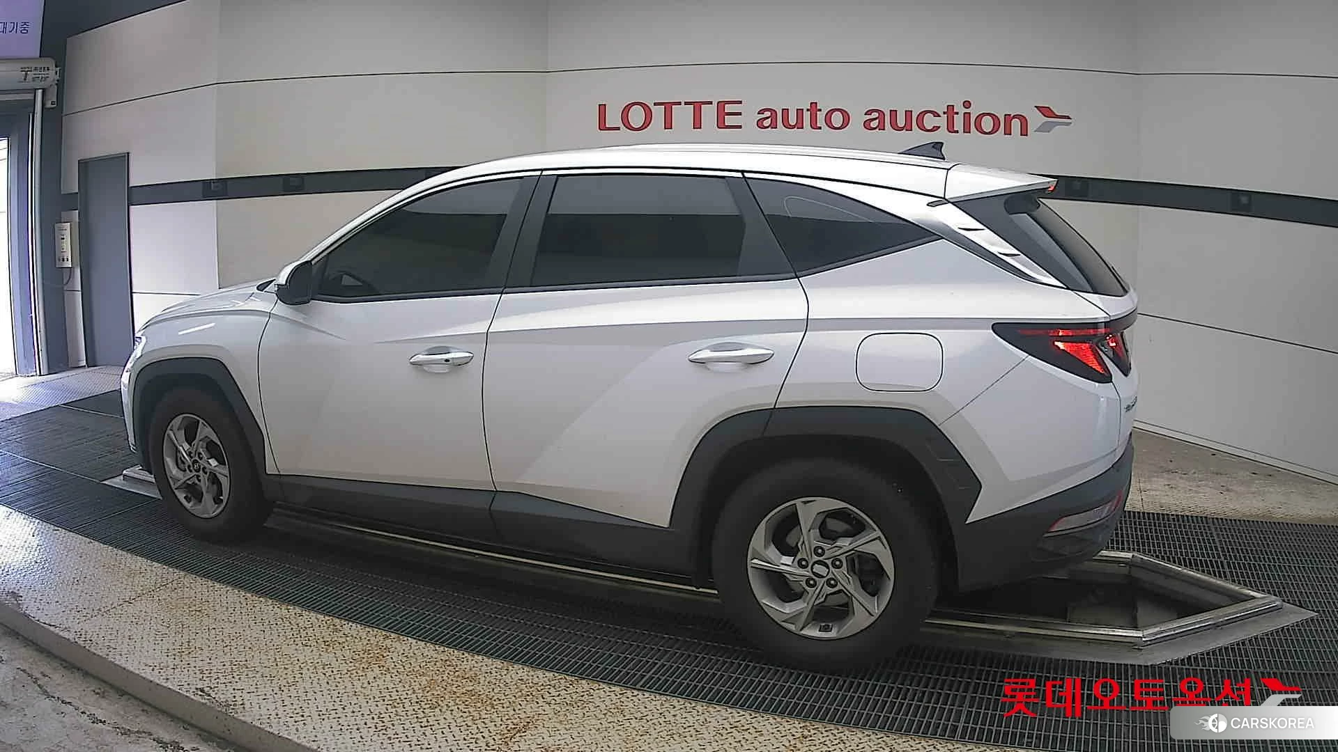 Hyundai Tucson 2022 Creamy White Pearl из Кореи, фото 2