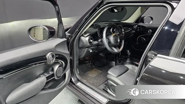 Mini Cooper S id 2890429 из Кореи 2