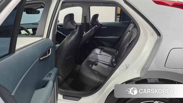 Kia Di Ol Nu Niro 2022 Белый из Кореи, фото 2