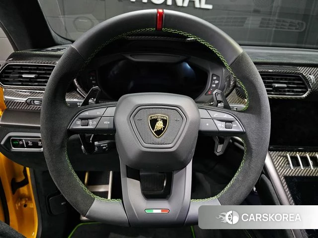 Lamborghini Urus 2024 Желтый из Кореи, фото 2