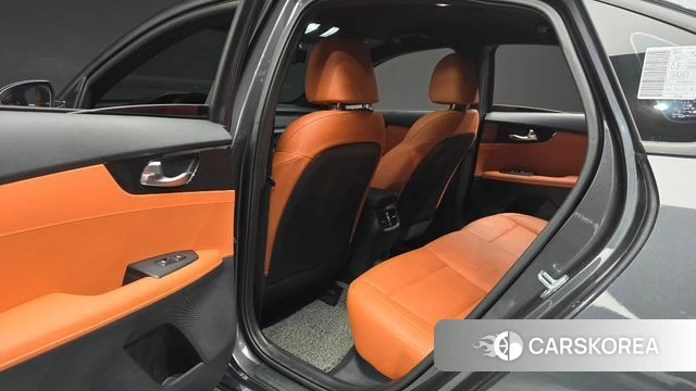 Kia The New K3 2nd generation 2023 Серый из Кореи, фото 2