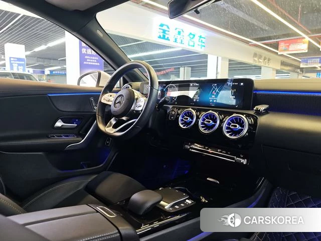 Mercedes-Benz Class A 2021 Белый из Китая, фото 2