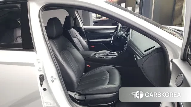 Hyundai Sonata (DN8) 2021 Белый из Кореи, фото 2