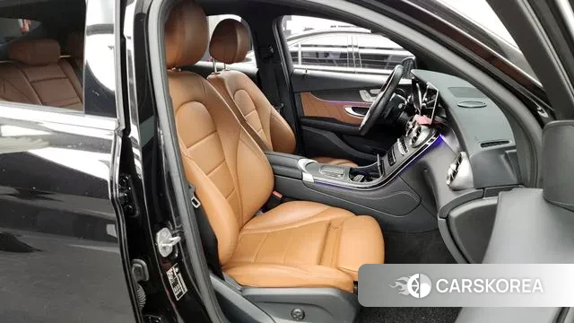 Mercedes-Benz GLC-Class X253 2021 Черный из Кореи, фото 2