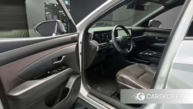 Hyundai The New Tucson (NX4) 2024 Белый из Кореи, фото 2