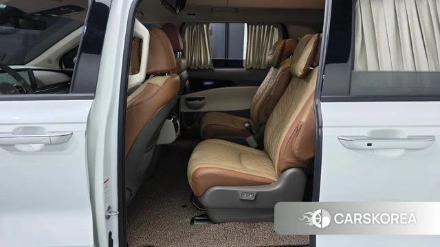 Kia Carnival 4th generation 2023 Белый из Кореи, фото 2