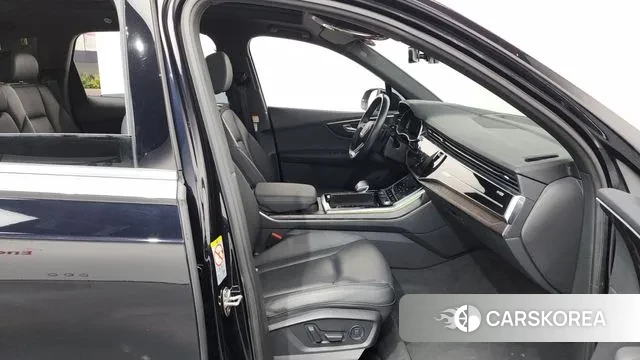 Audi Q7 (4M) 2021 Черный из Кореи, фото 2