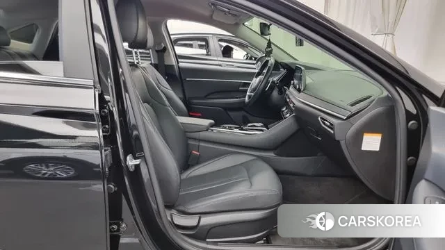 Hyundai Sonata Hybrid (DN8) 2022 Черный из Кореи, фото 2