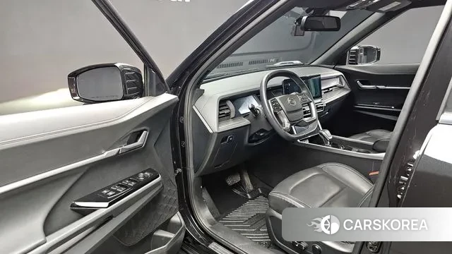 Ssangyong Torres 2023 Черный из Кореи, фото 2