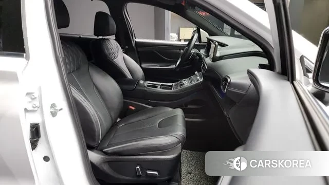 Hyundai The New Santa Fe 2021 Белый из Кореи, фото 2