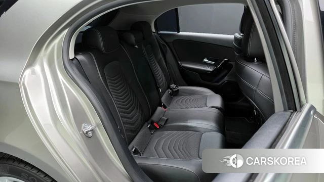 Mercedes-Benz A-Class W177 2019 Серый из Кореи, фото 2