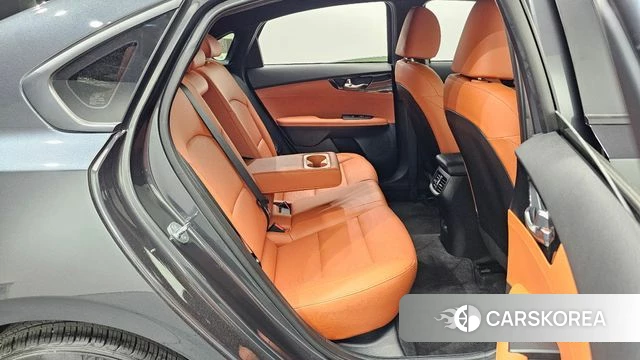 Kia The New K3 2nd generation 2024 Черный из Кореи, фото 2