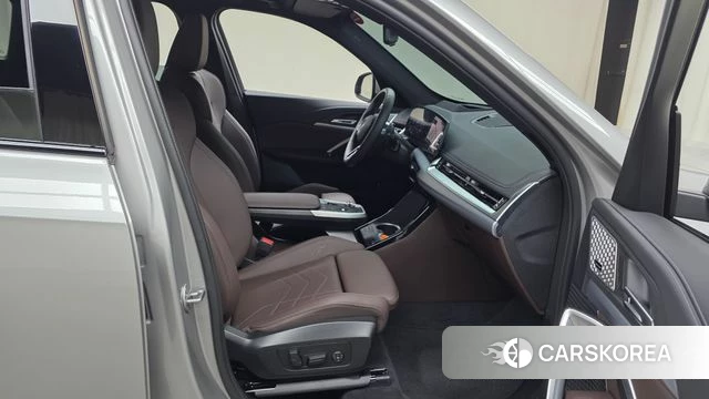 BMW X1 (U11) 2025 Серебряный из Кореи, фото 2